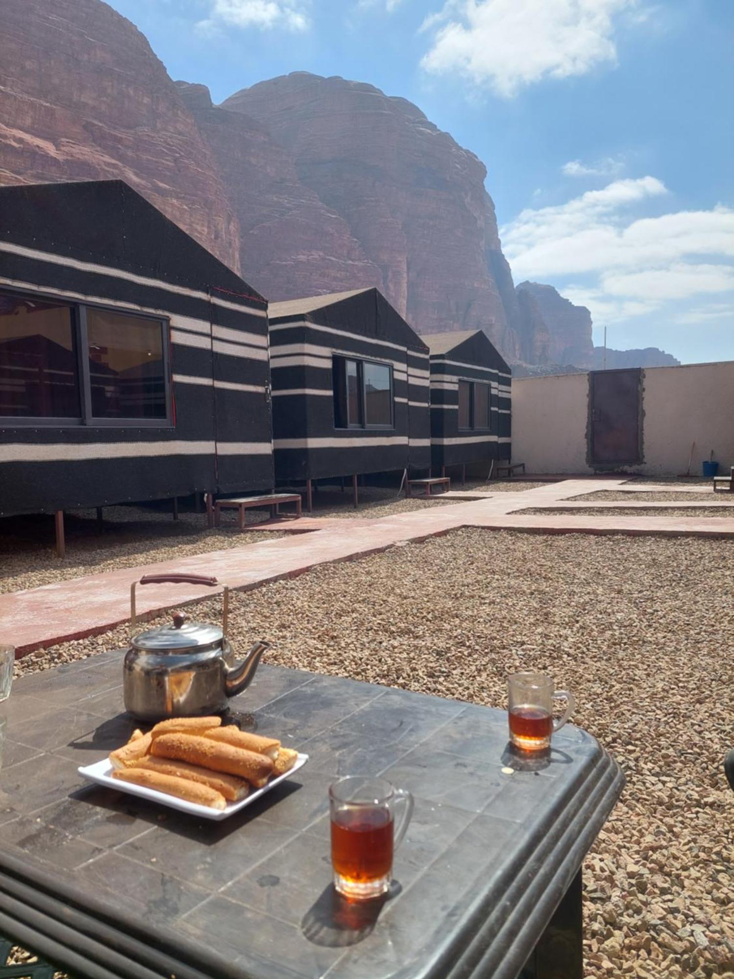Wadi Rum Oryx Hostel & Tours Oda fotoğraf